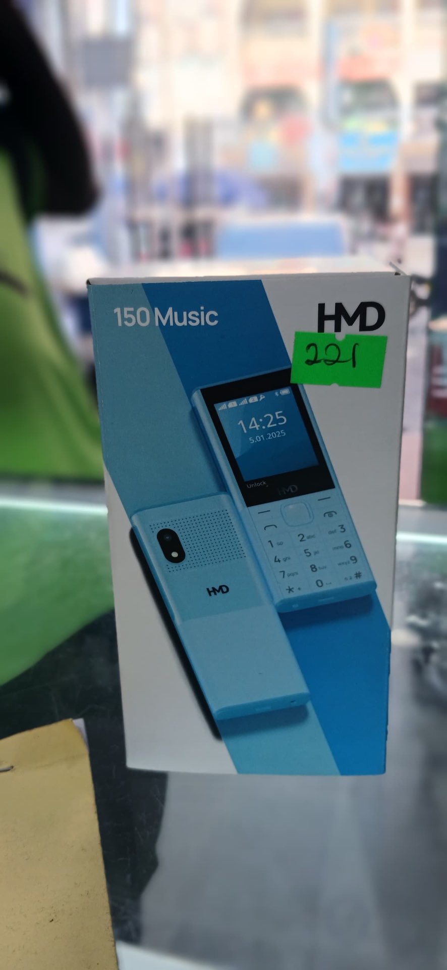 HMD 150 Music